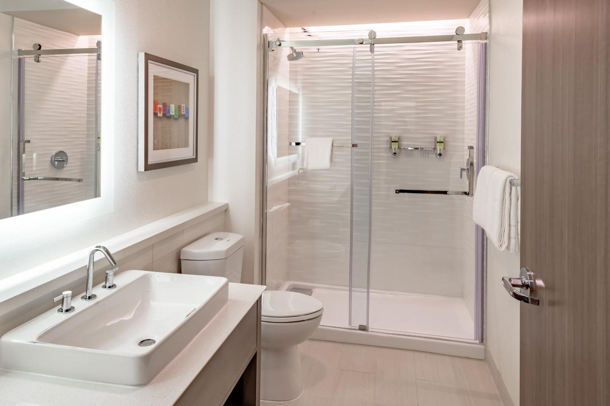 Element Dallas Downtown East Экстерьер фото