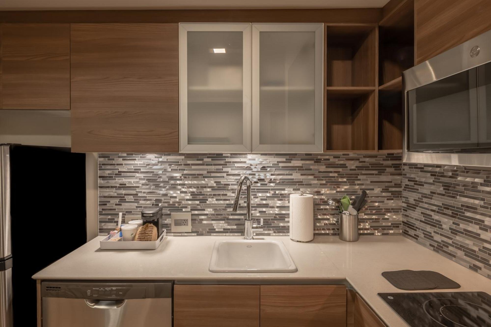 Element Dallas Downtown East Экстерьер фото